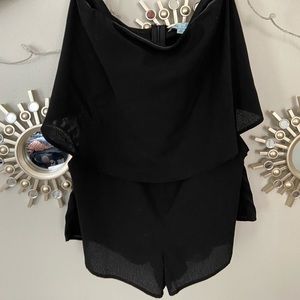 Black strapless romper 🔥